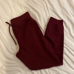 Mandala High Waisted Joggers in Wine XSP